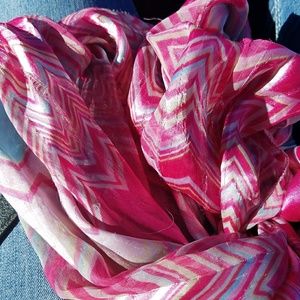 Meet your Posher, Gladys